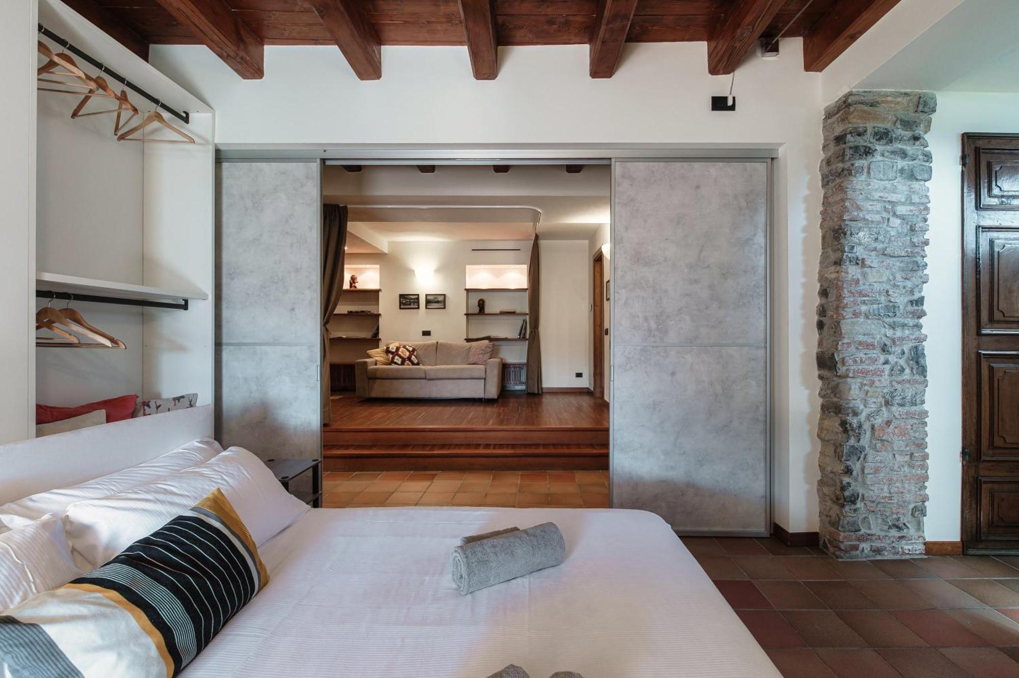 Crotto Polirolo - The House Of Travelers *
